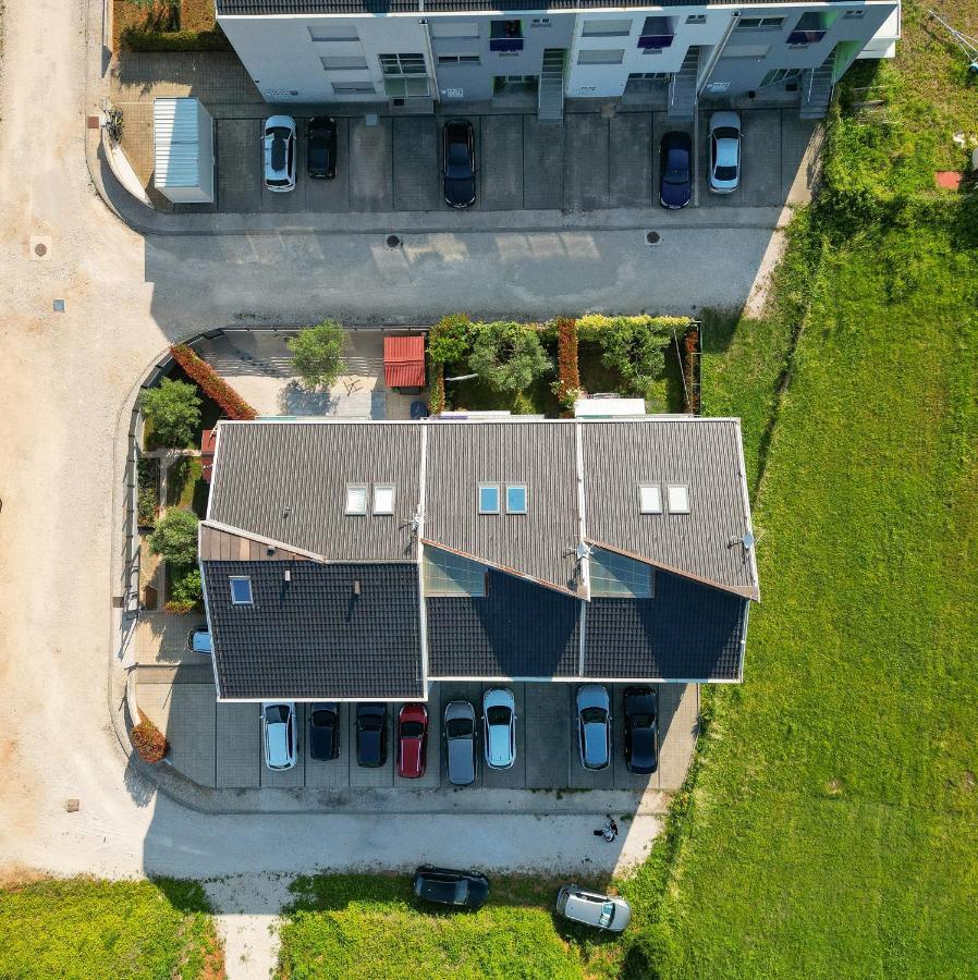Apartment Hana ซัมบราทิยา ภายนอก รูปภาพ