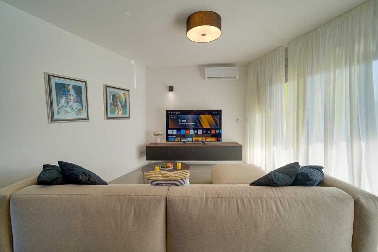 Apartment Hana ซัมบราทิยา ภายนอก รูปภาพ