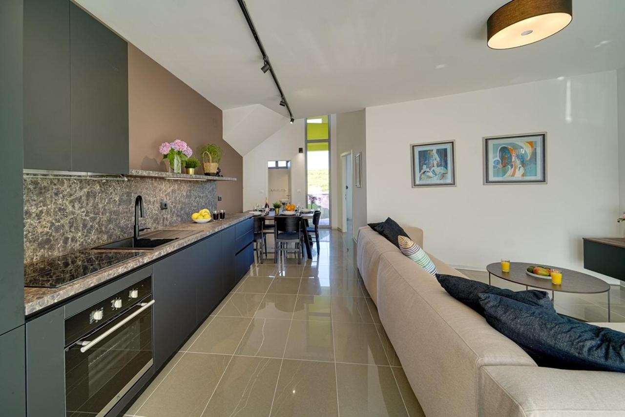 Apartment Hana ซัมบราทิยา ภายนอก รูปภาพ